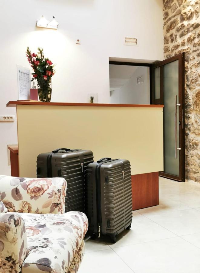 Pansion Makina Hotel Vodice Exterior photo